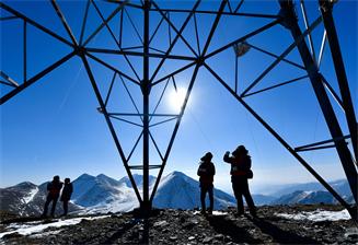 揚(yáng)鞭奮蹄　央企工作會(huì)亮&ldquo;十四五&rdquo;任務(wù)書